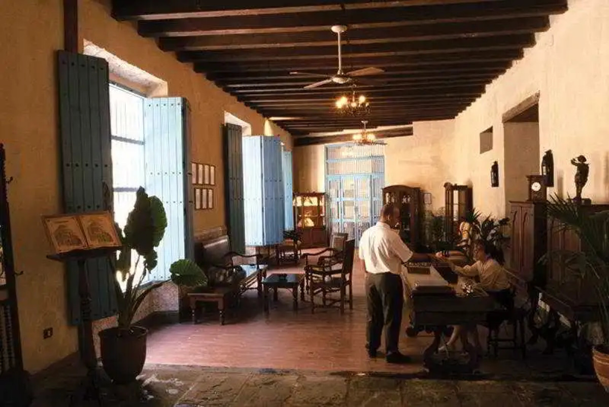 Hotel El Comendador