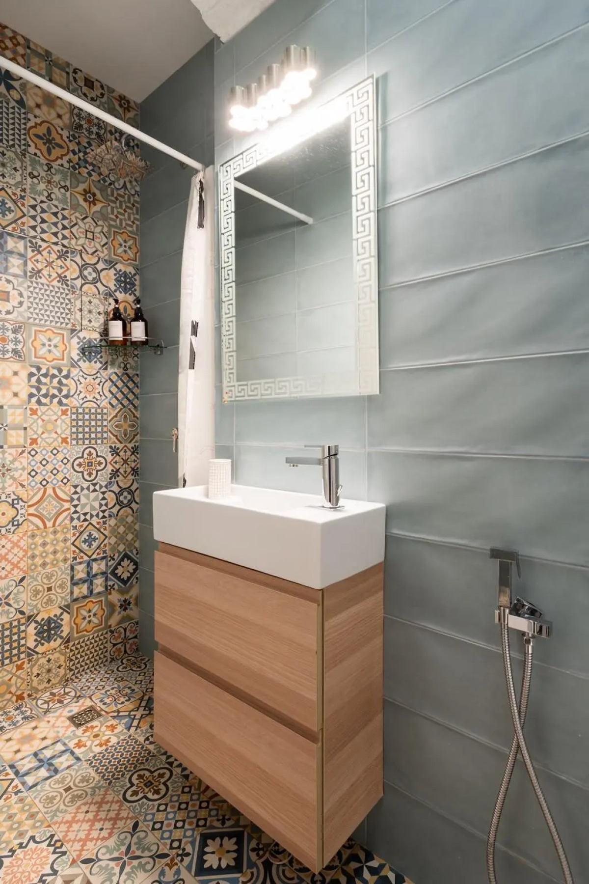 Рядом с Эрмитажем