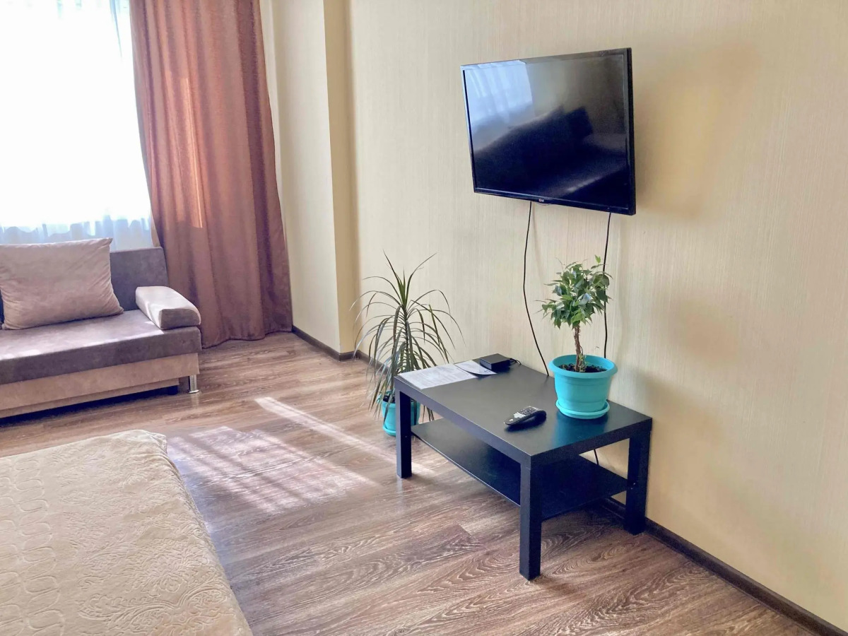 Апартаменты на улице Муравленко 13