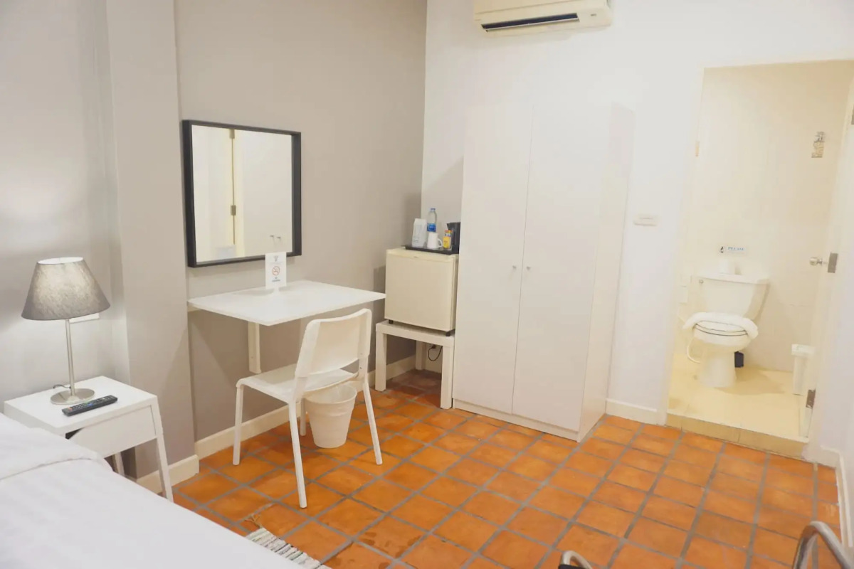 Ratchadamnoen Residence