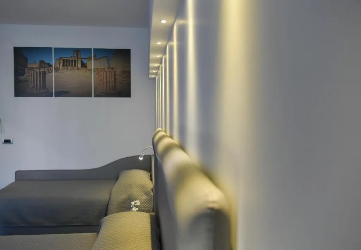 Pompei Inn Ruins Luxury Suites