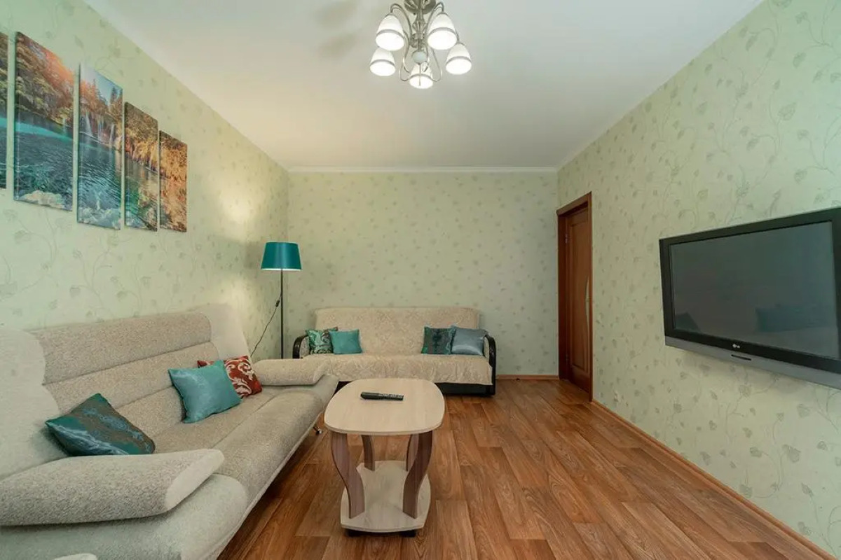 Пять звезд на Спортивная