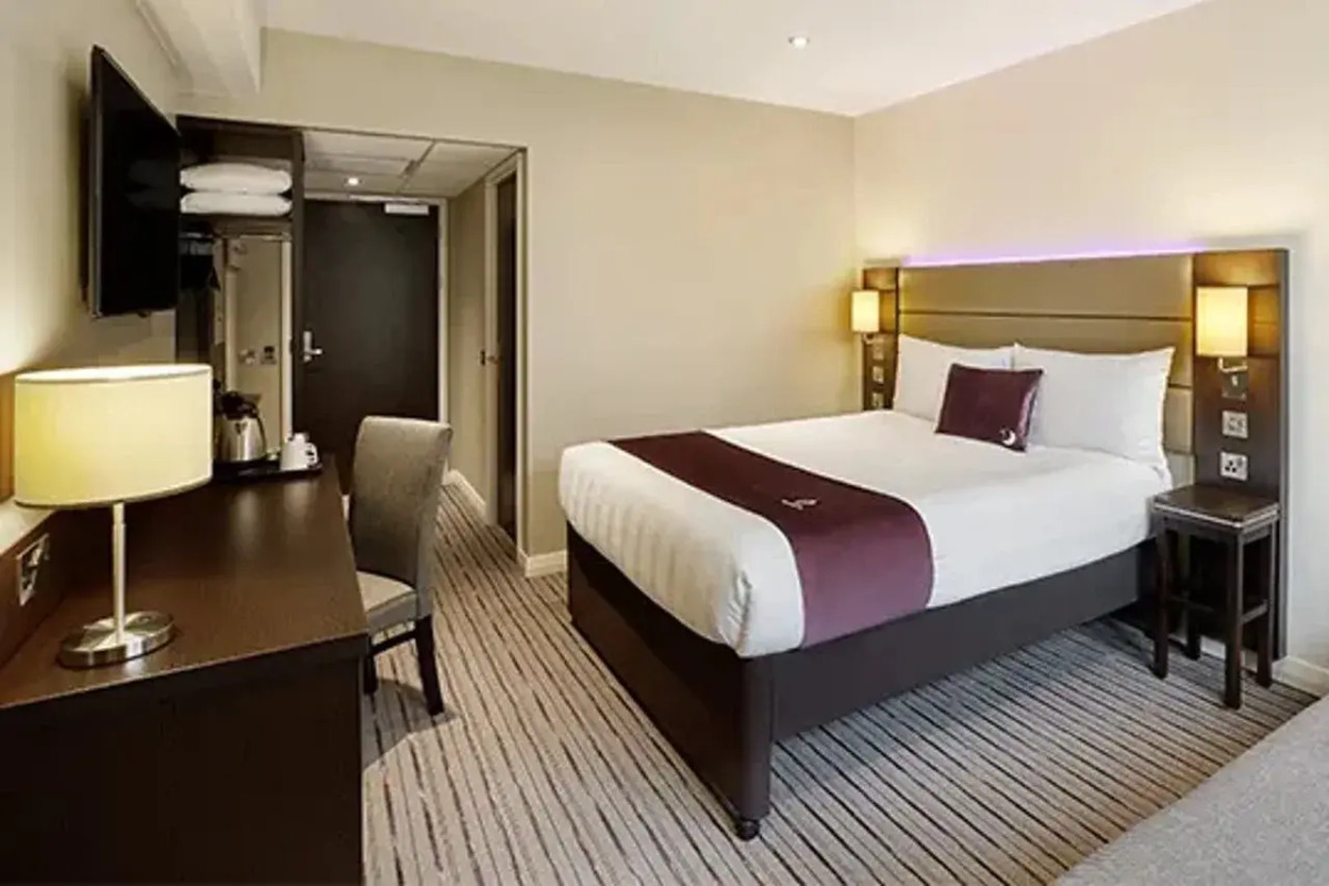Premier Inn Glasgow City - George Square