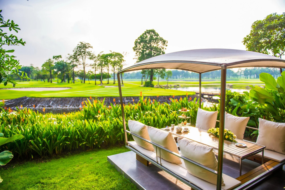 Summit Windmill Golf Suite Hotel @Suvarnabhumi