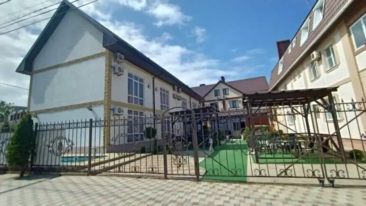 Guest House Belaya Zhemchuzhina