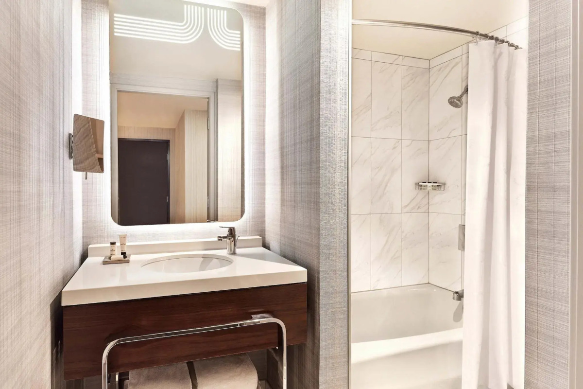 Sheraton Grand Los Angeles