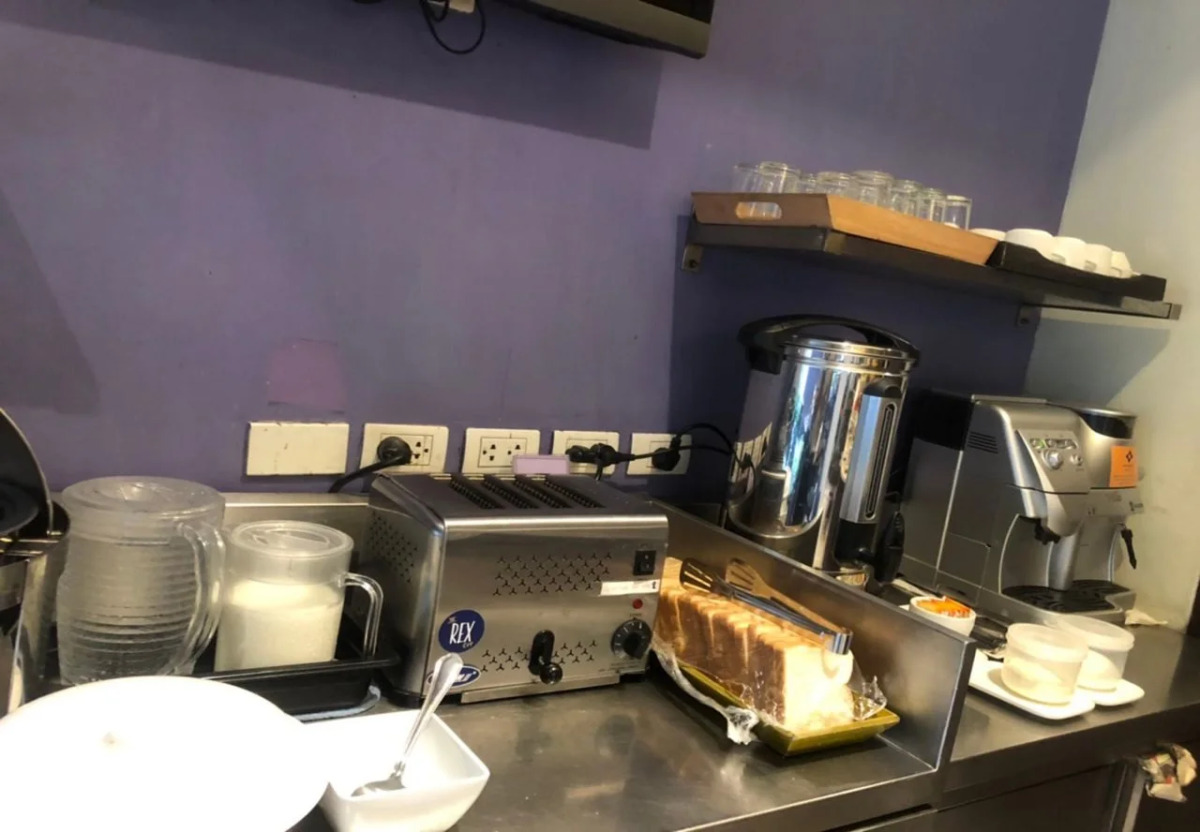 Sawasdee Hotel @ Sukhumvit Soi 8