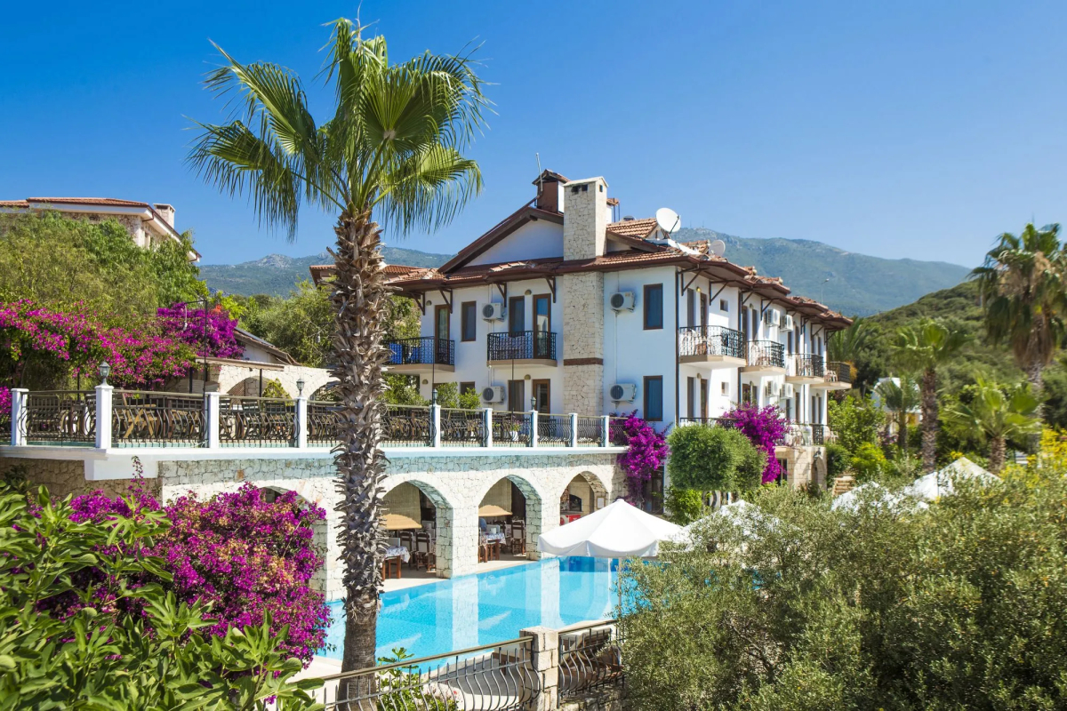 Amphora Hotel