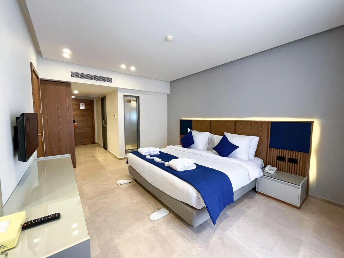 Nubian Island, Families and Couples only