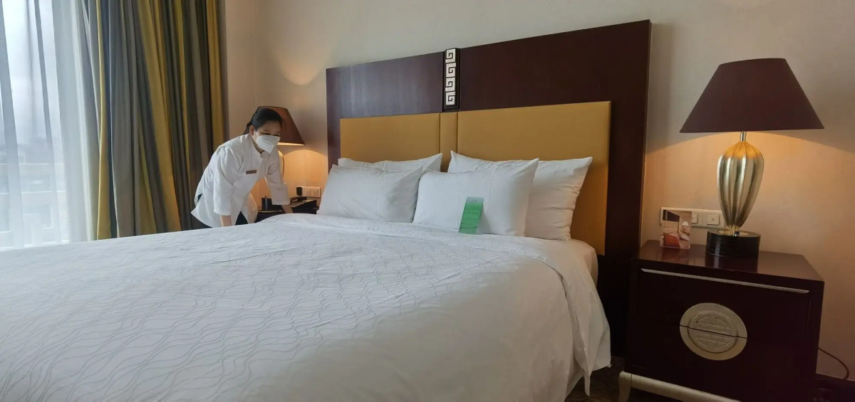 Dong Fang Hotel Guangzhou