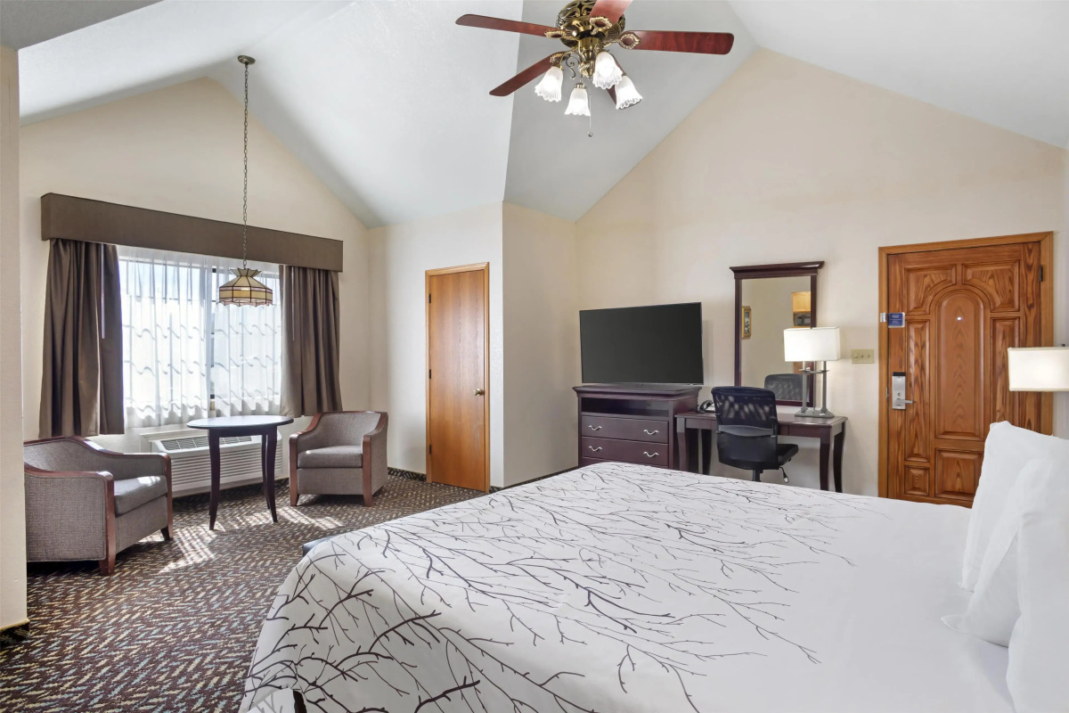 Best Western Plus Yosemite Gateway Inn