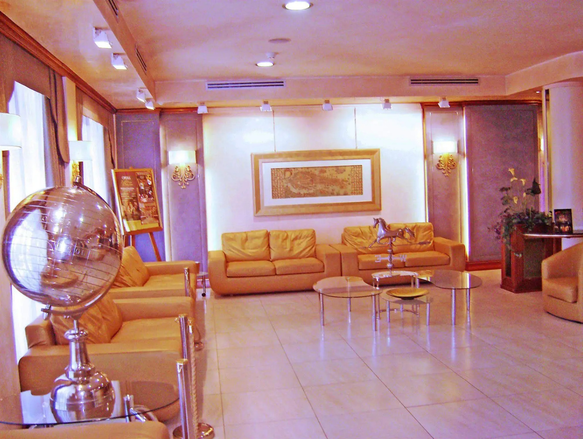 Hotel Mondial