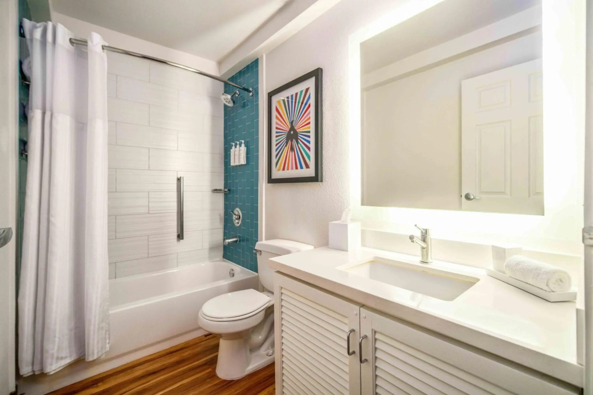 The Kinney - Venice Beach