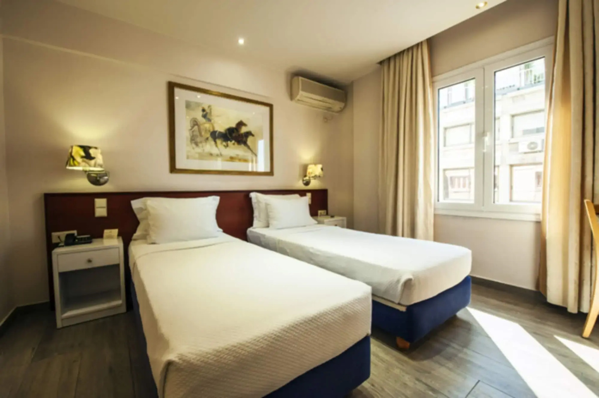 Piraeus City Hotel