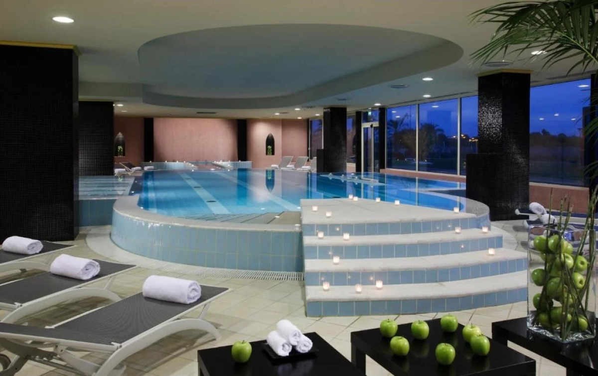 Отель Rome Marriott Park