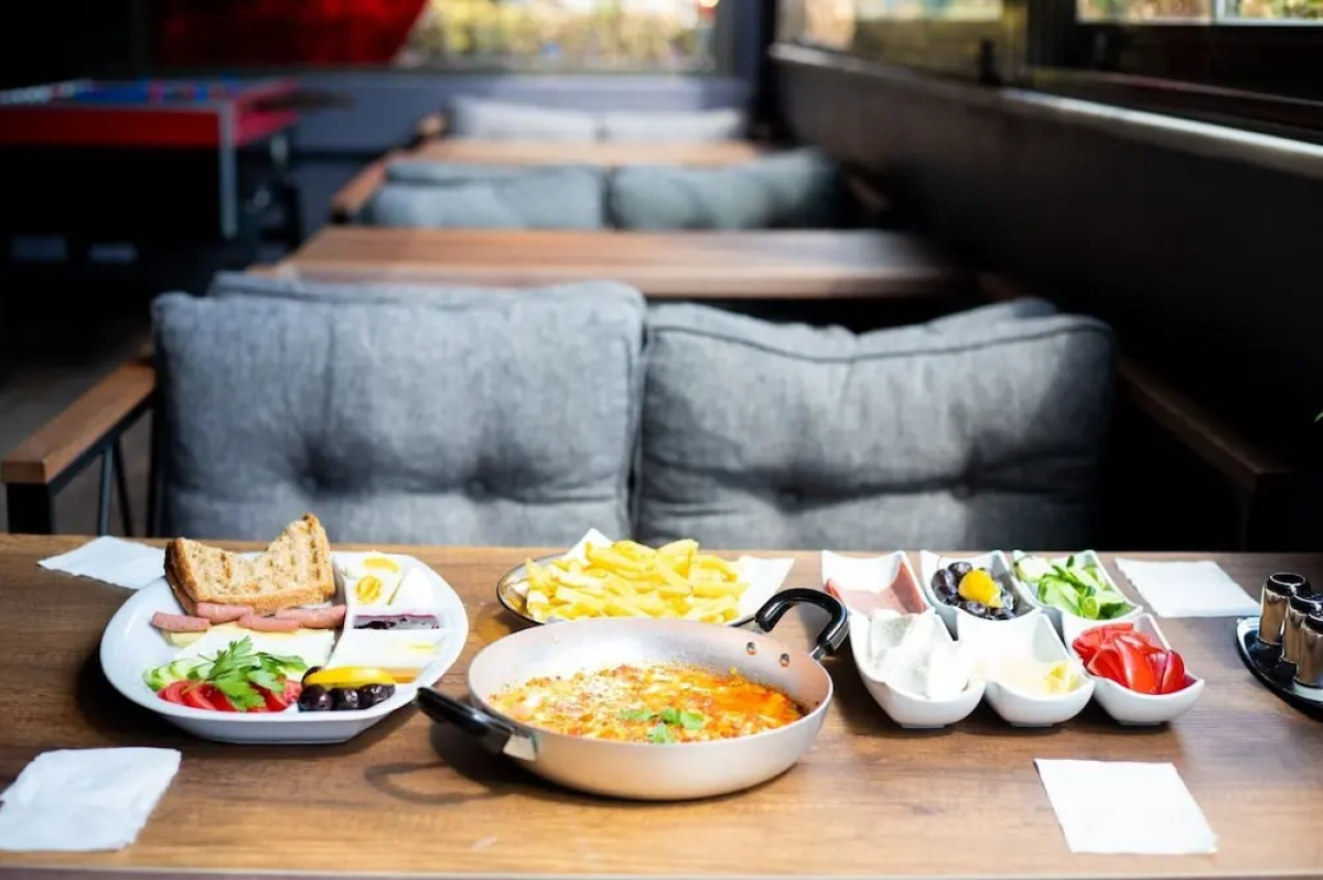 The Hera Suit Hotels