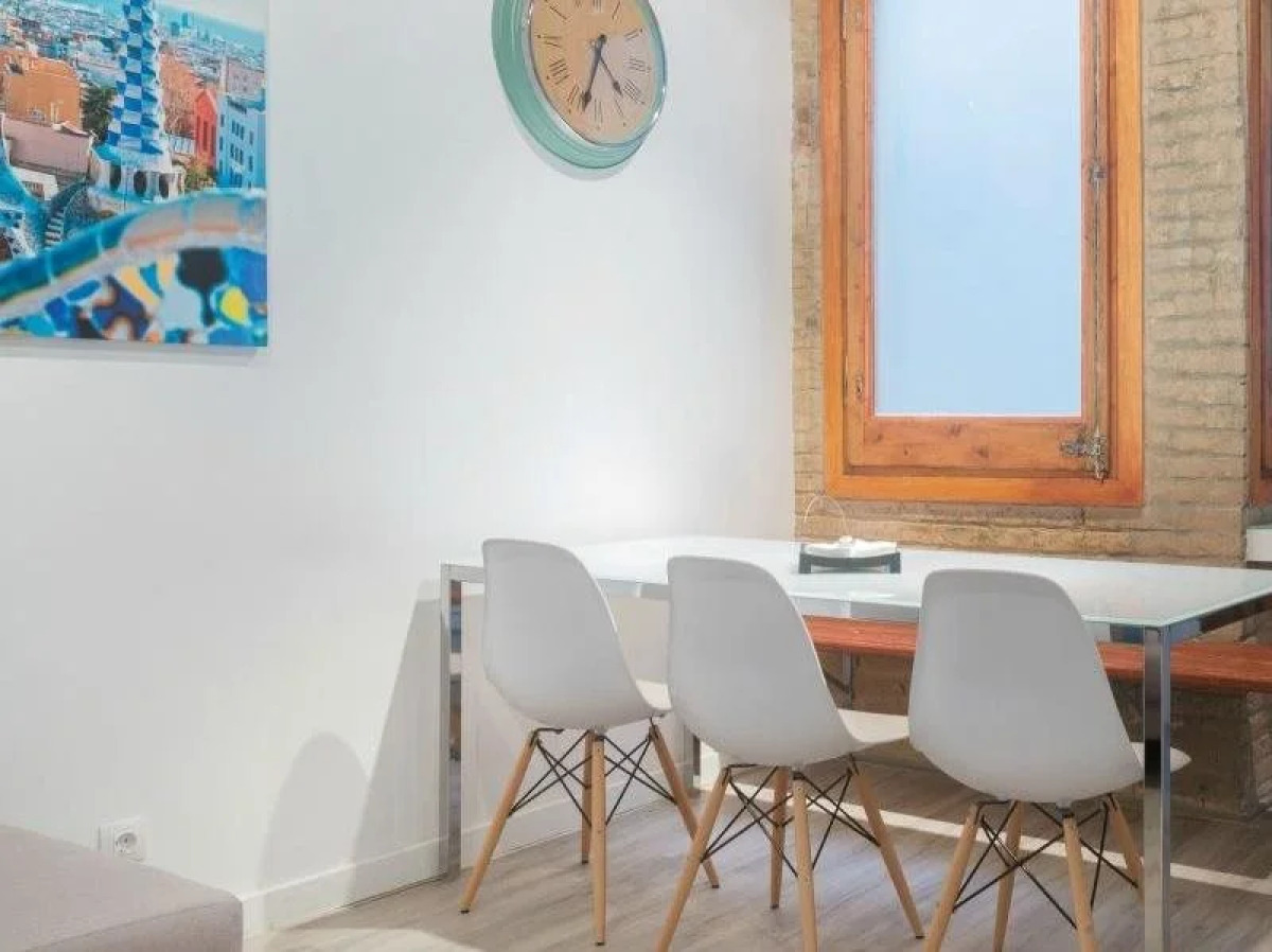 Happy People Sagrada Familia