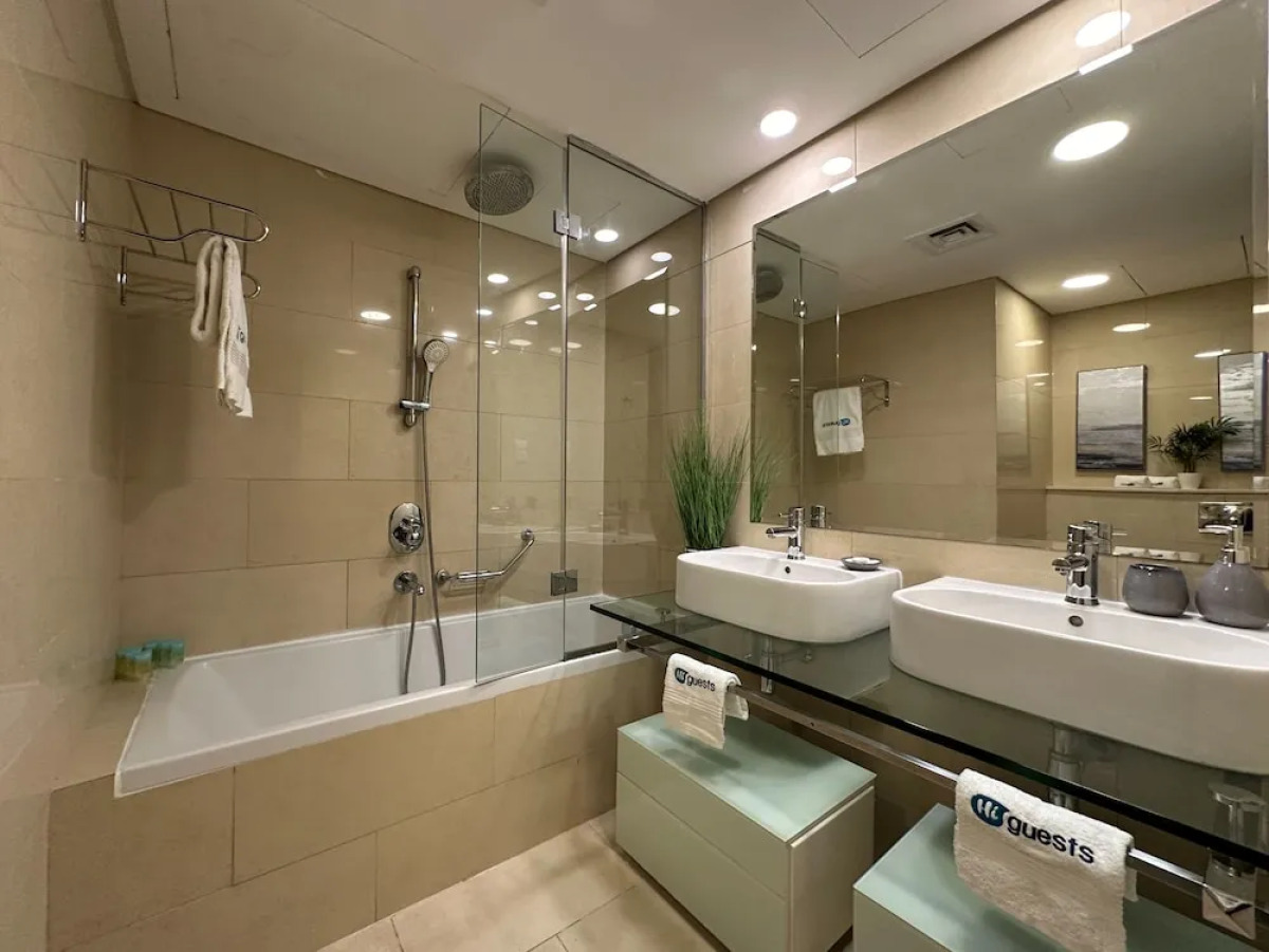 HiGuests - Laguna Tower