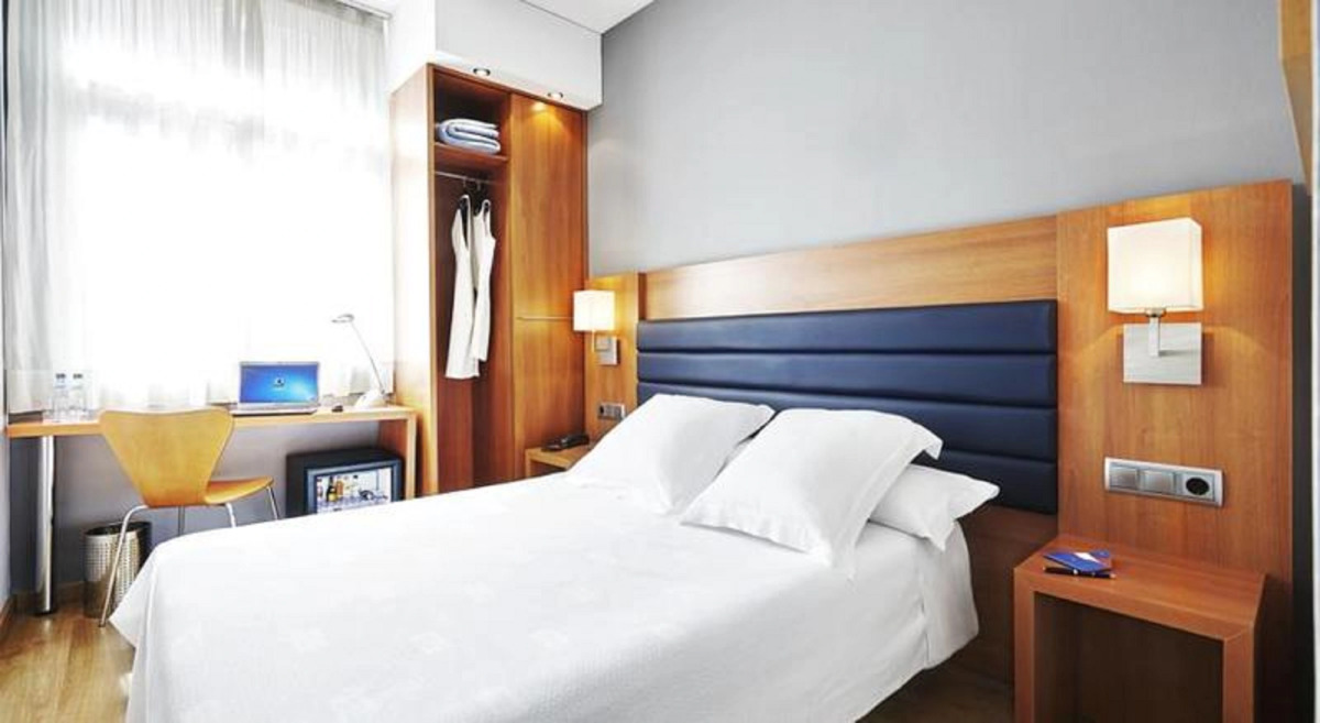 Barcelona Century Hotel