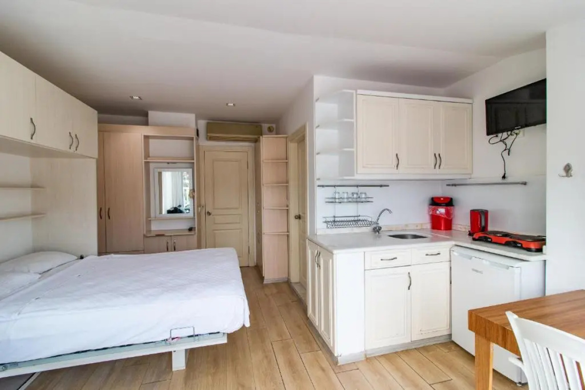 Castello Hotel & Aparts