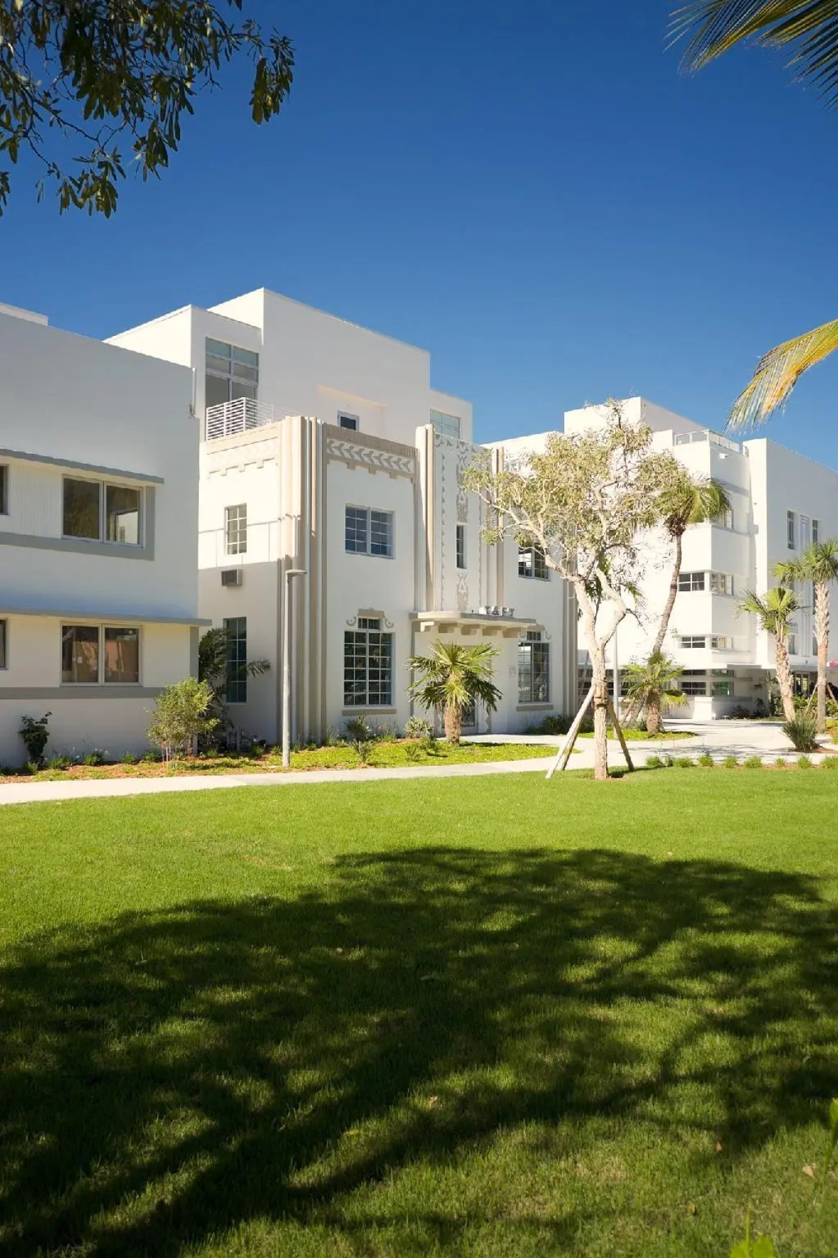 Kenmore Village Hotel, South Beach