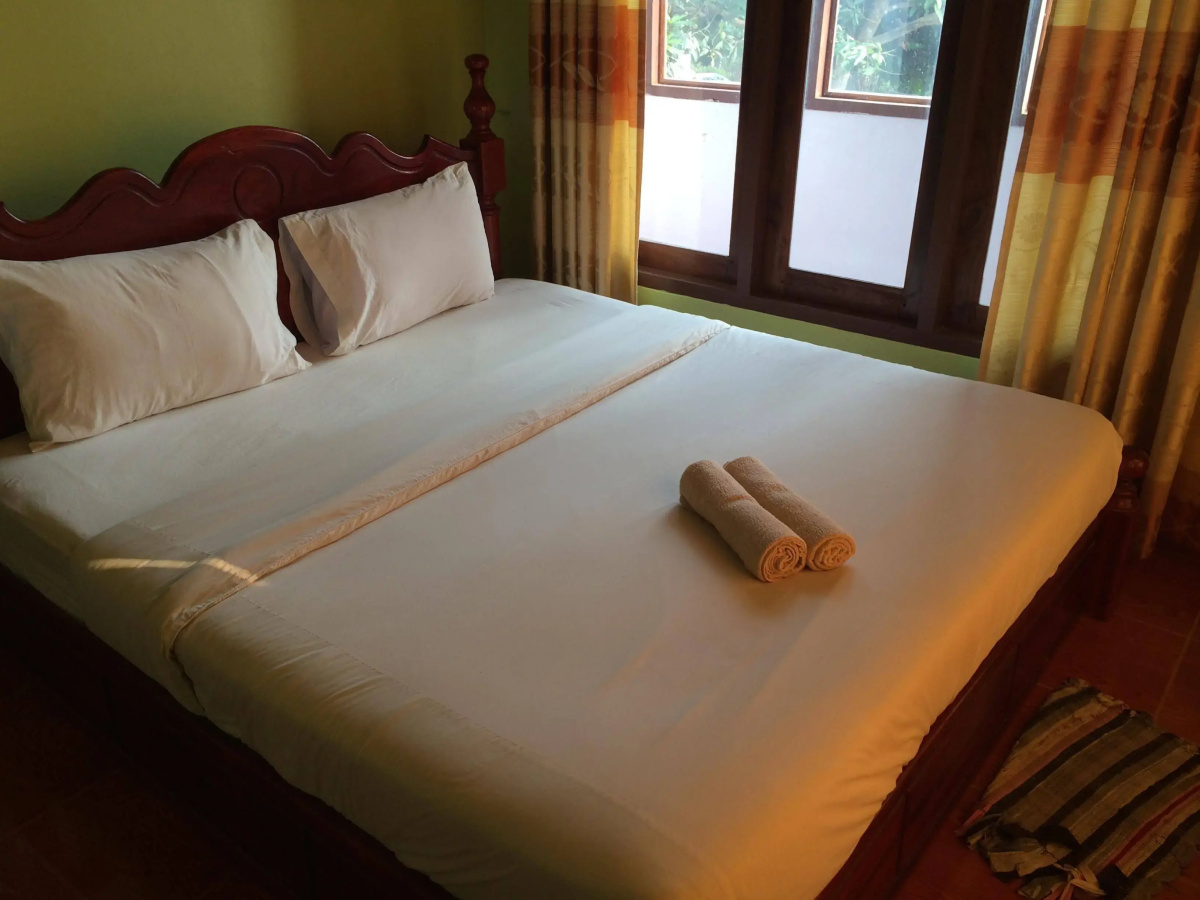 Popular View Guesthouse