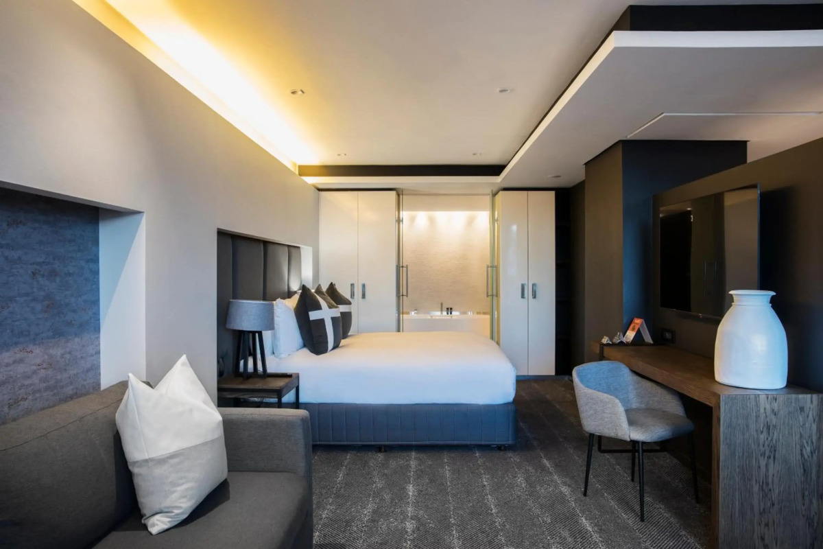 The Capital 15 on Orange Hotel & Spa