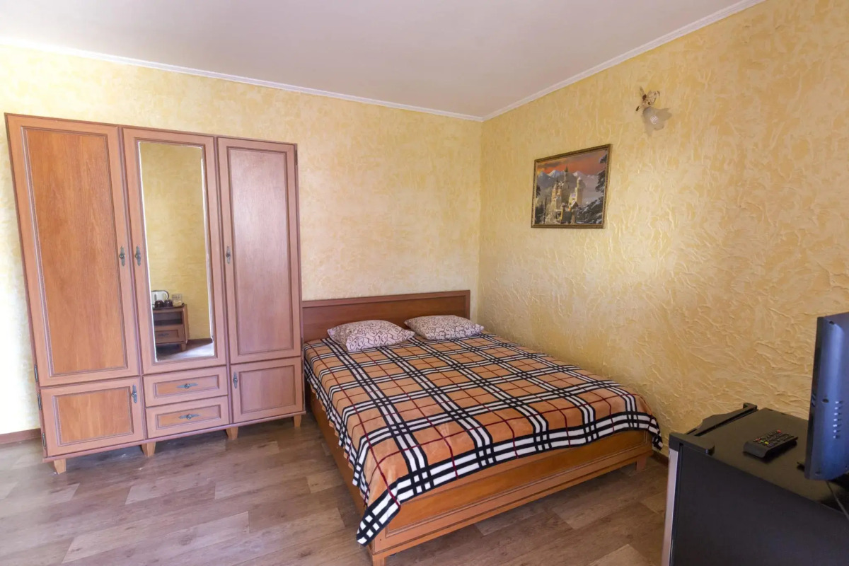 U Yudzhina Guest House