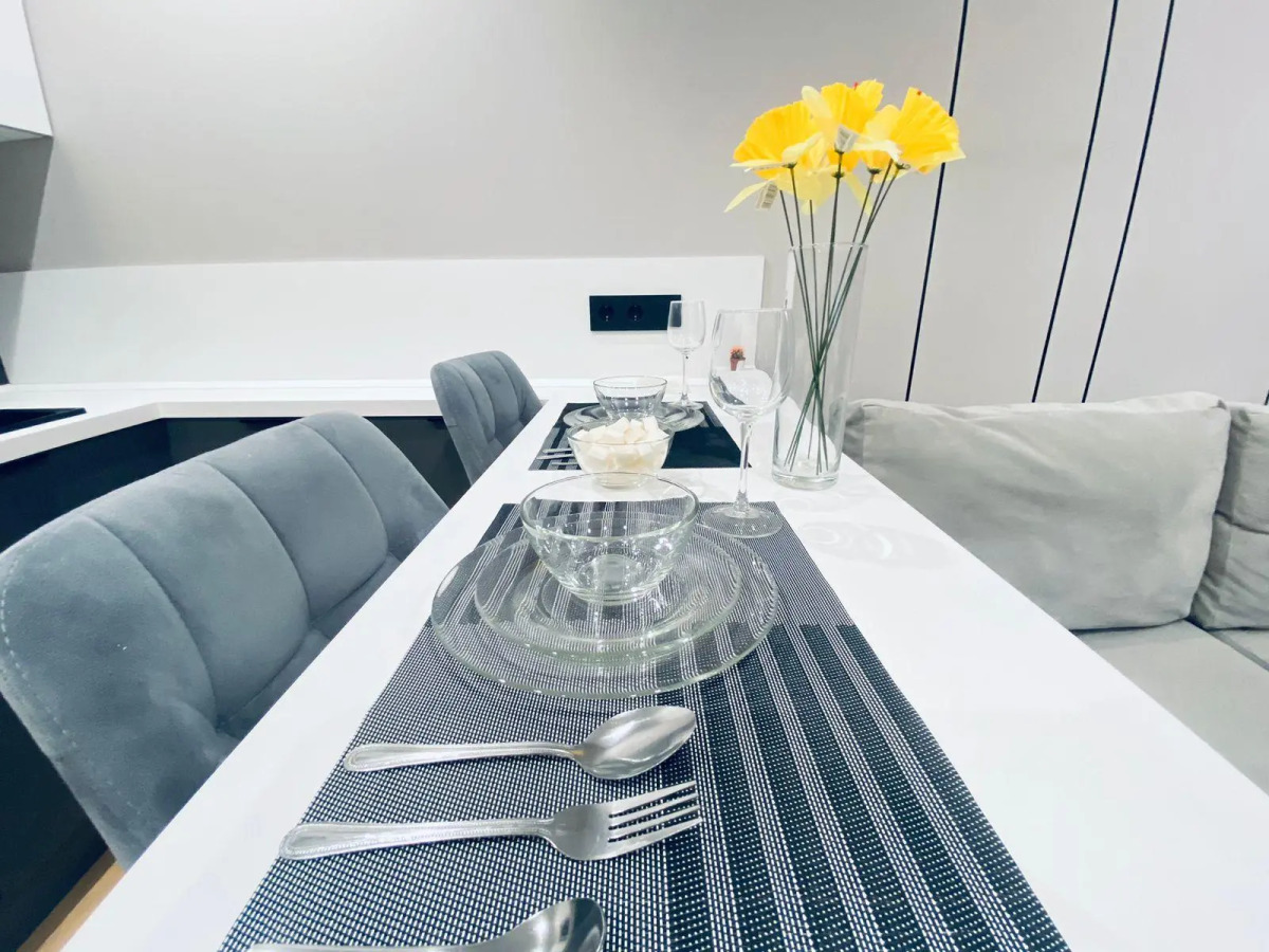 Апартаменты на улице Сергея Макеева 1