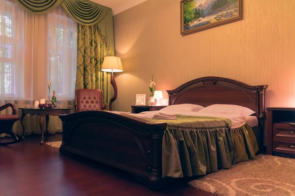 Парк-Отель Май