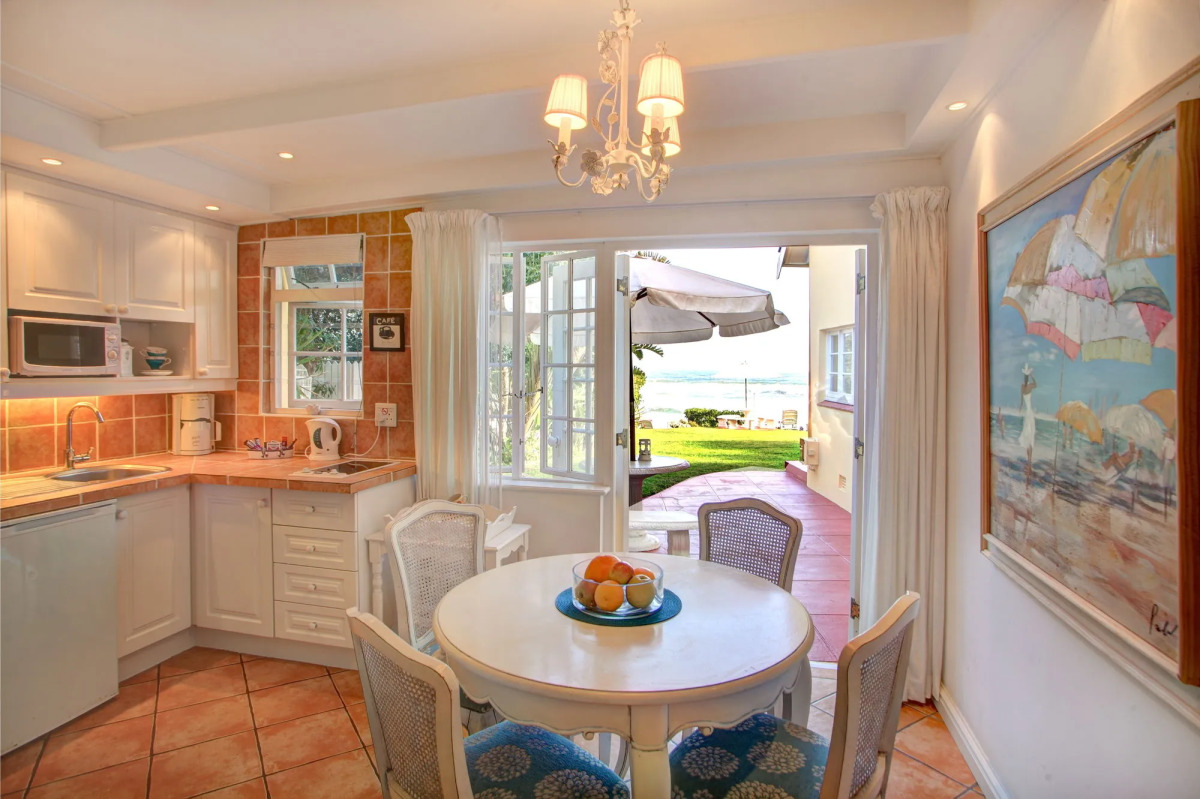 Haus am Strand - on the Beach