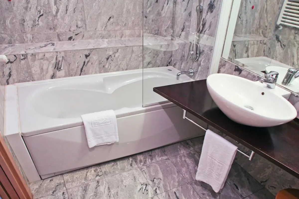 B&B Hotel Milano Cologno Studios