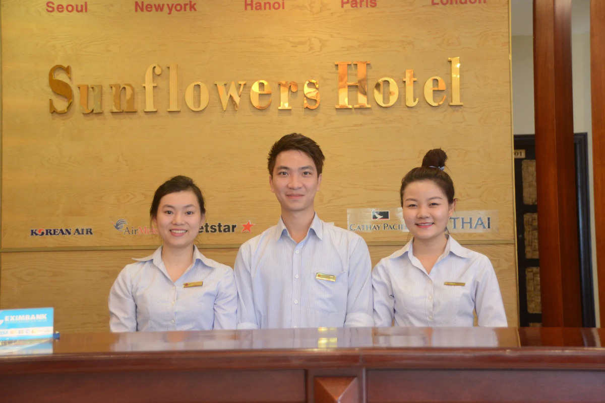 Sunflowers Hotel