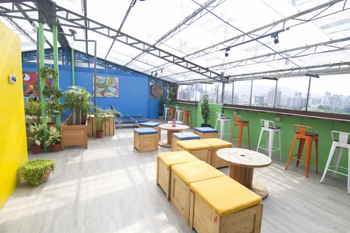Uno Backpackers Inn