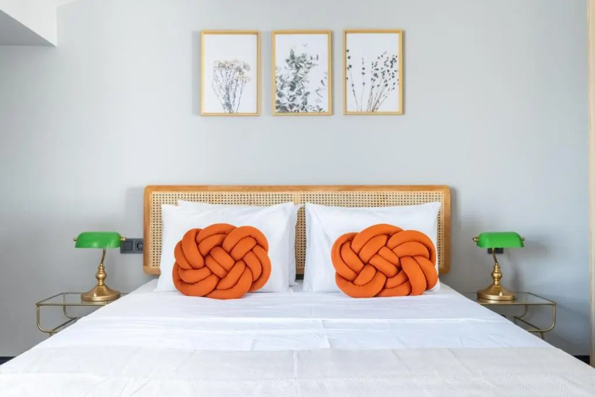 Benesta Residence by NewInn