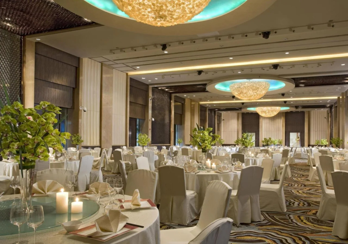 Sheraton Grand Shanghai Pudong Hotel & Residences