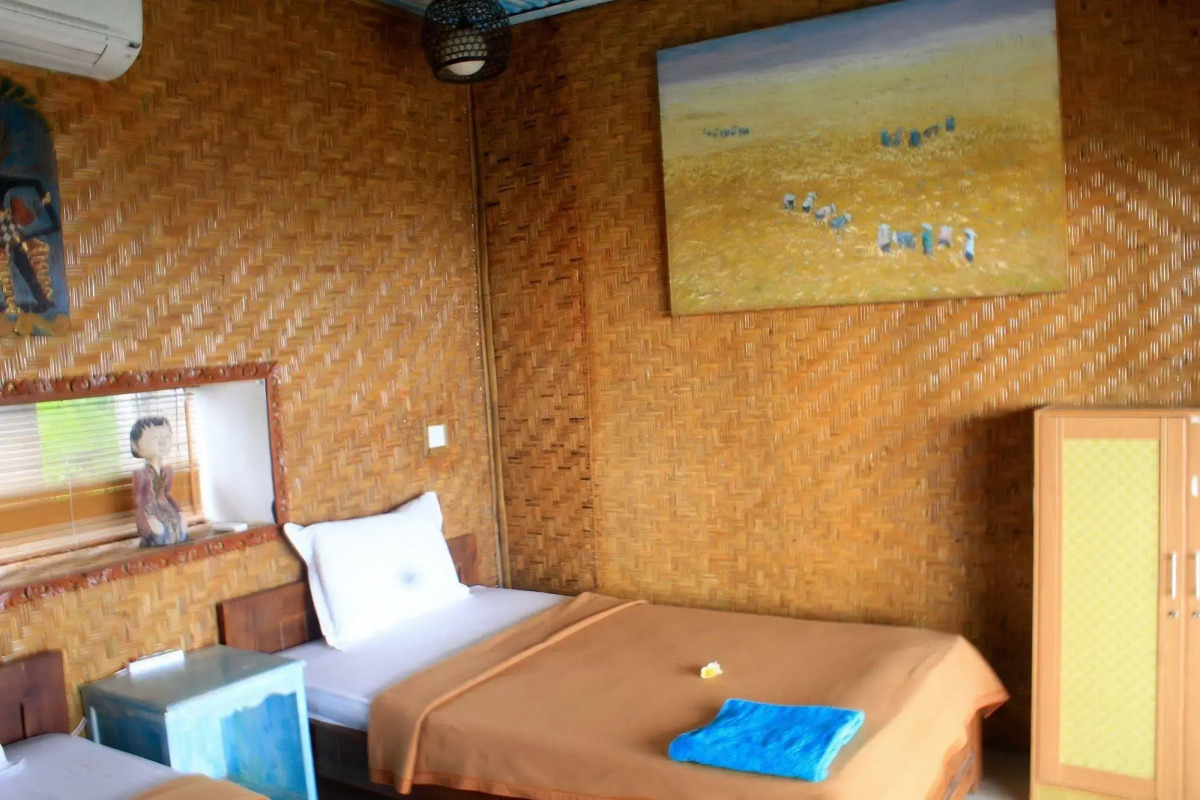 Dikaloha Medewi Surfcamp