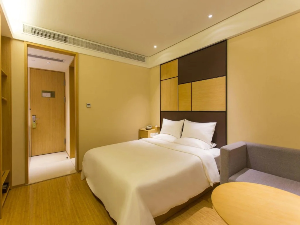 Ji Hotel Shanghai Oriental Pearl Tower