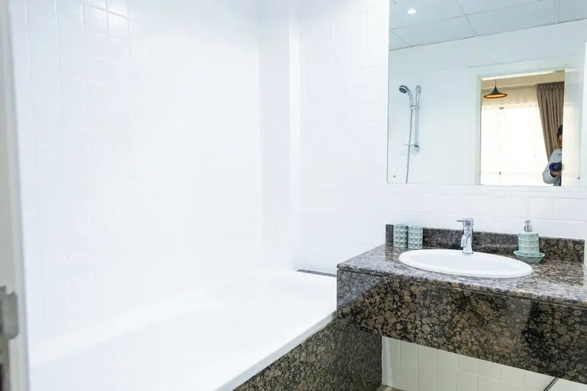 HAPPY SEASON | JBR Apartments