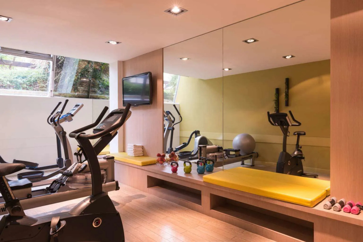 Отель Paris Boulogne