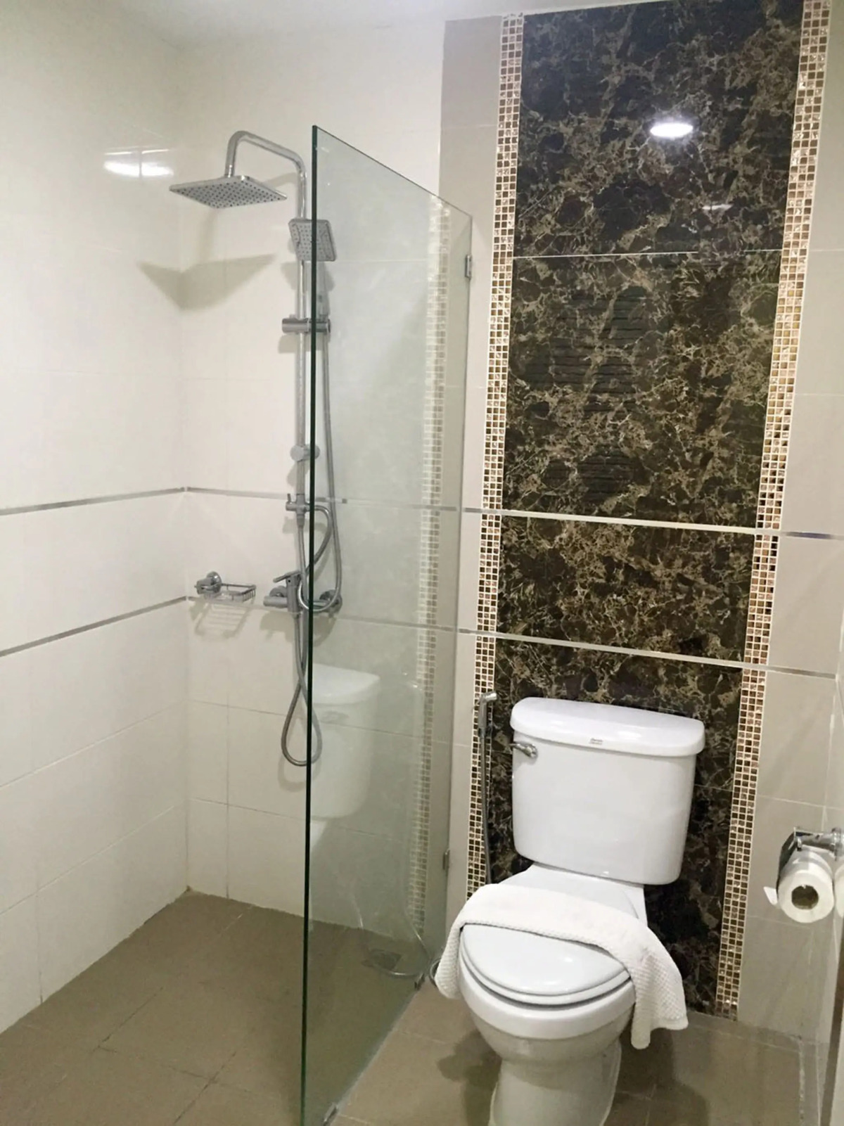 Eastiny Residence Hotel