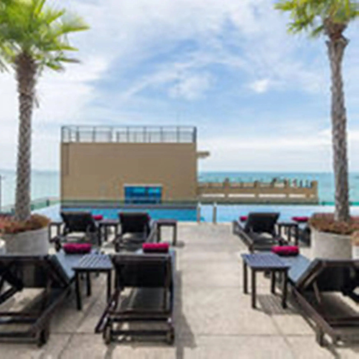 Sea Me Spring Too Hotel