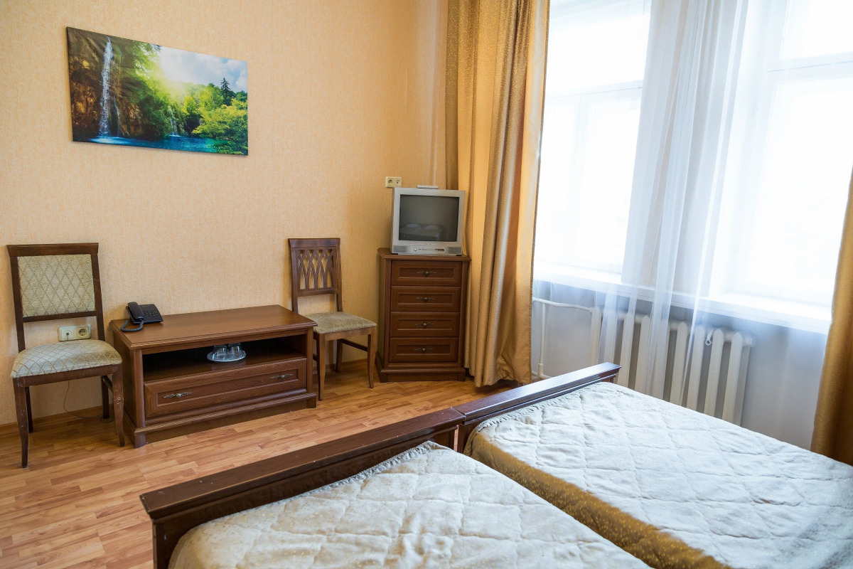 Парк-Отель Май