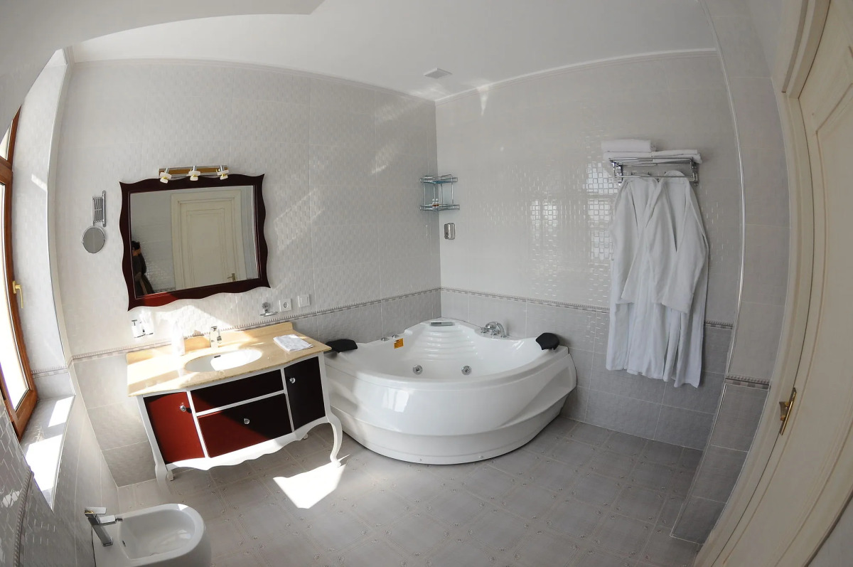 Afrosiyob (Афросиоб)