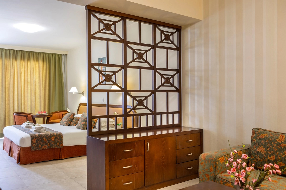 Aquamare Beach Hotel & Spa