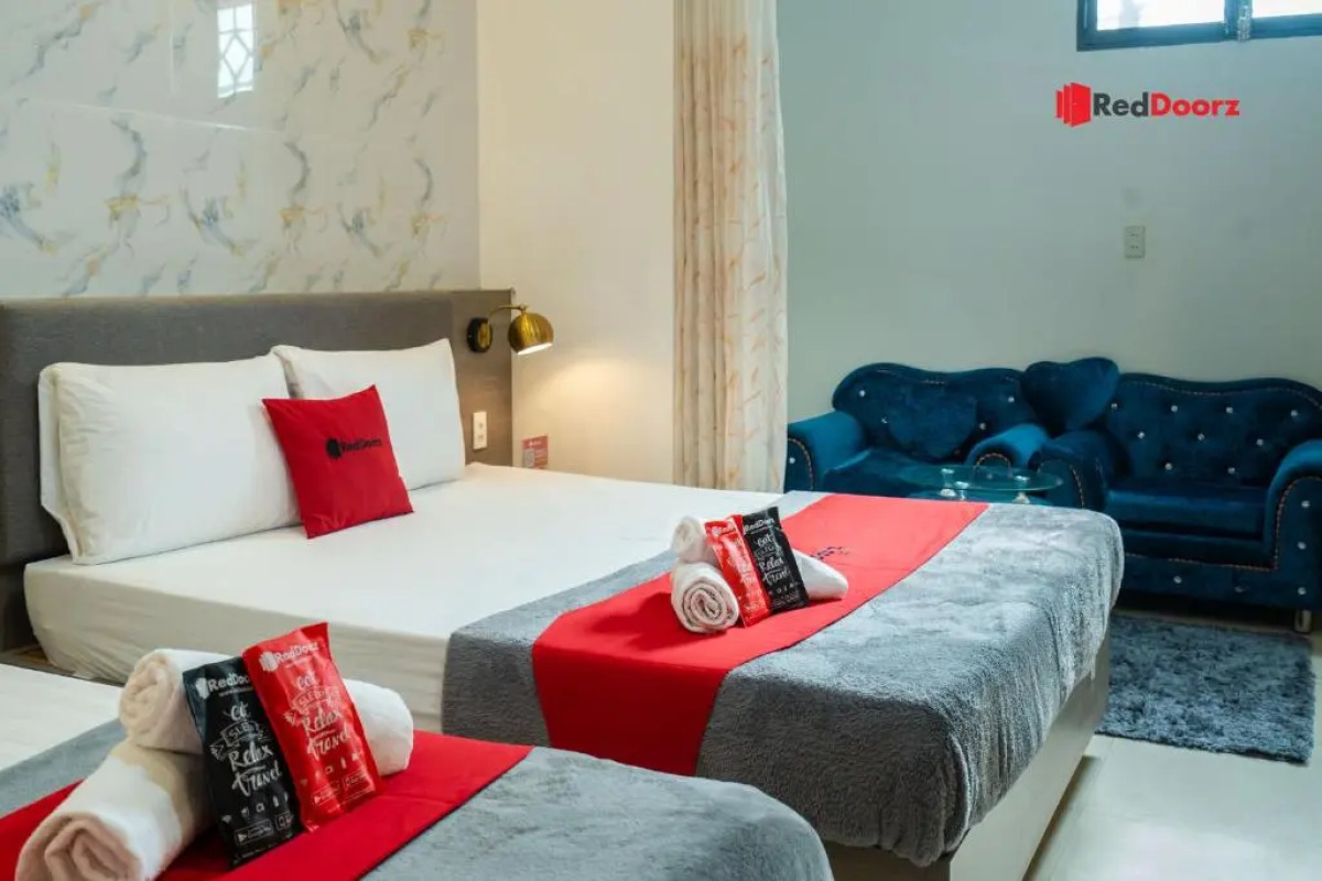 RedDoorz Near Tan Dinh Market 3