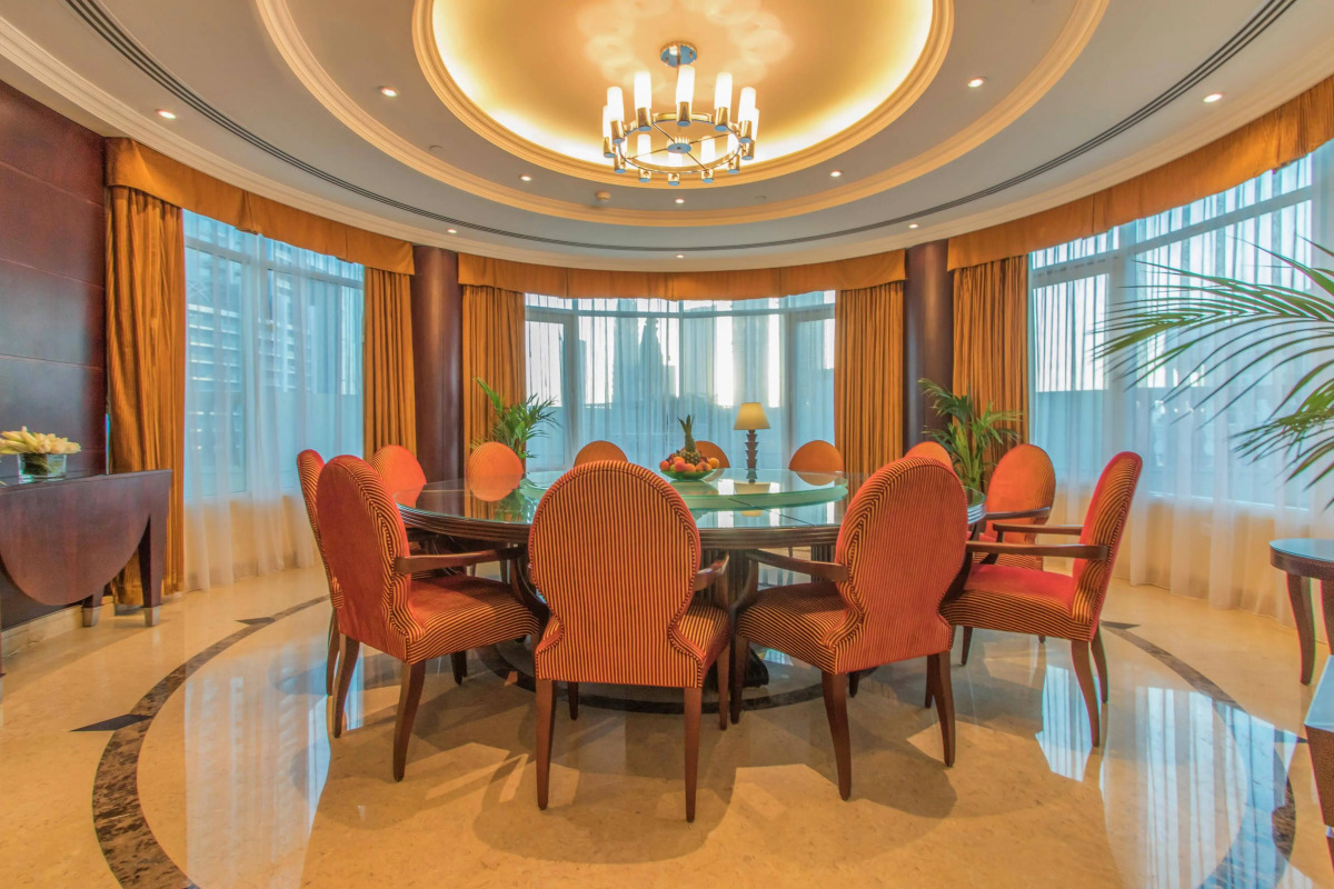 Отель Swissotel Al Murooj Dubai