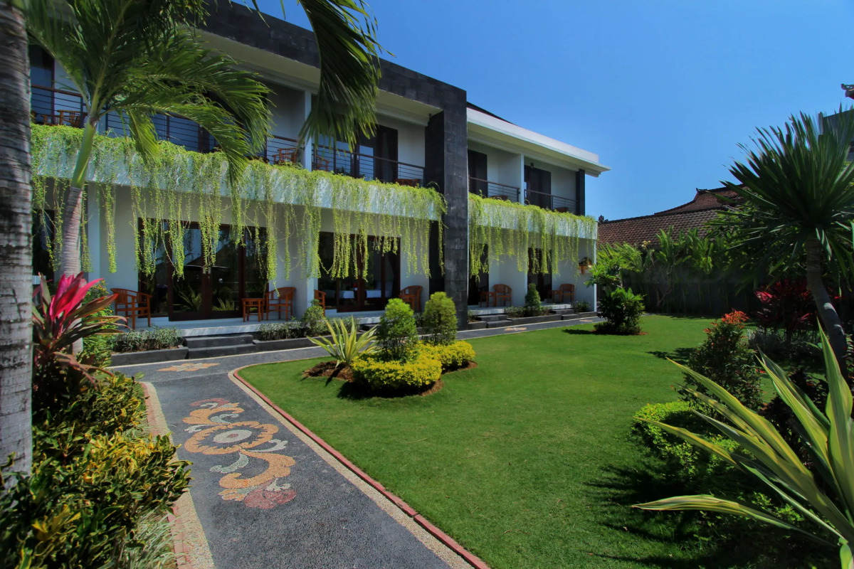 Sri Kandi Inn