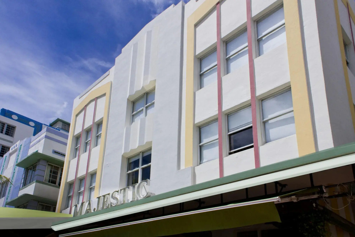Majestic Hotel South Beach