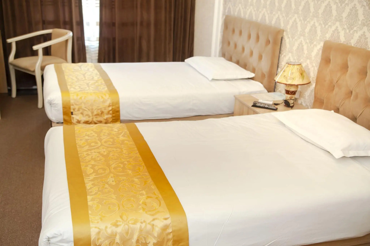 Отель Mira Stay